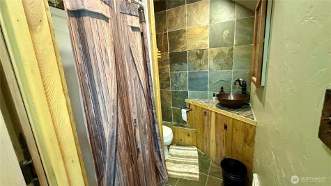 132 Twin Lakes Road Winthrop WA 98862