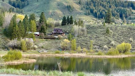 132 Twin Lakes Road Winthrop WA 98862