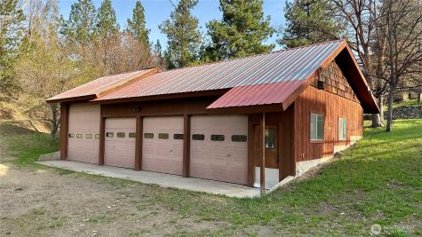 132 Twin Lakes Road Winthrop WA 98862