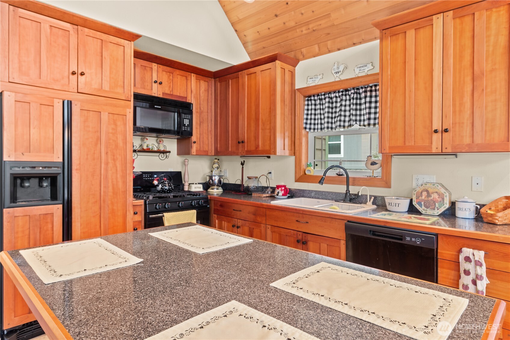 70 N Rim View Place Hoodsport WA 98548