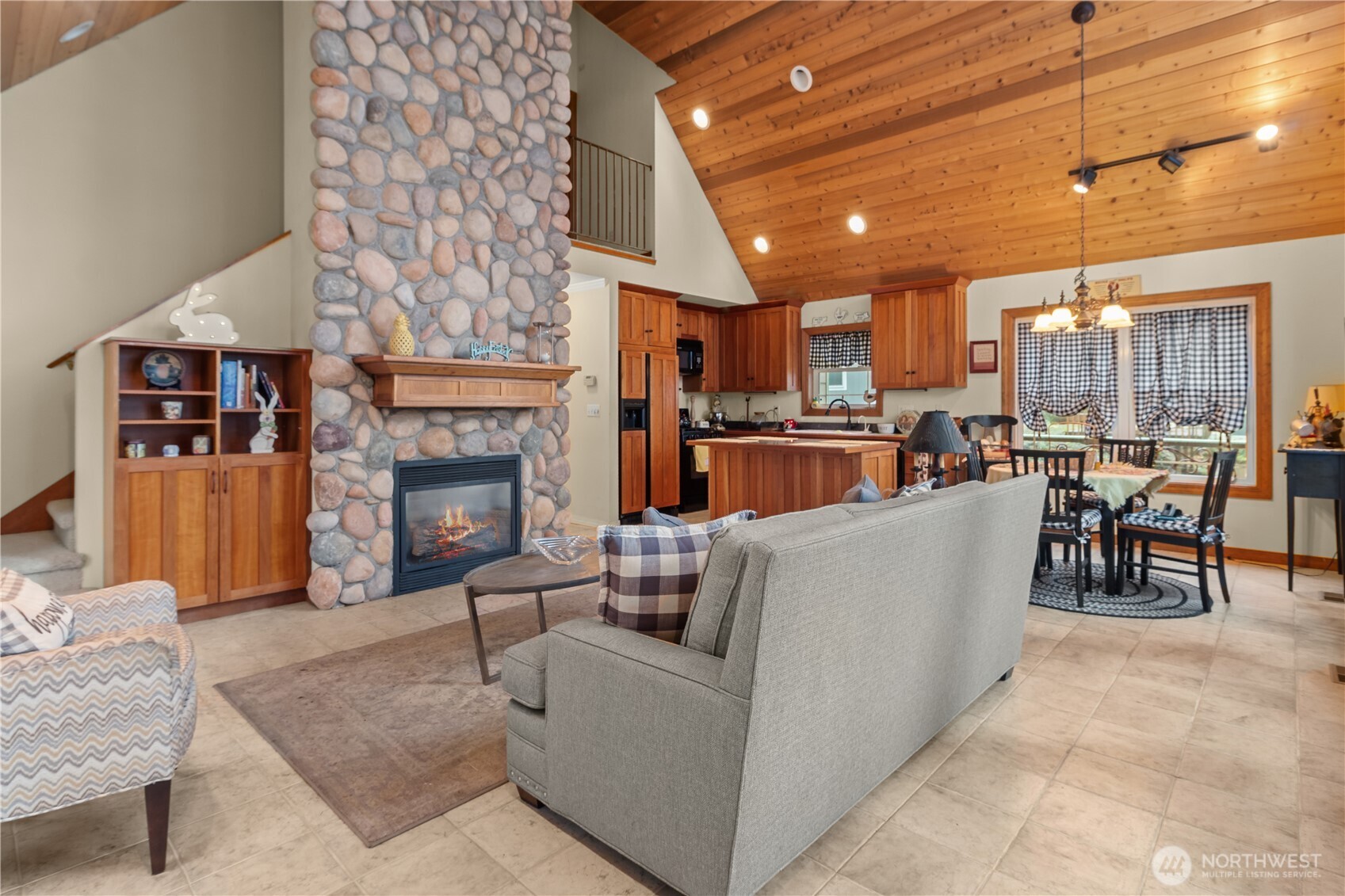 70 N Rim View Place Hoodsport WA 98548