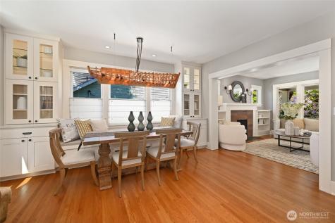 5207 Wallingford Avenue N Seattle WA 98103