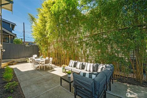 5207 Wallingford Avenue N Seattle WA 98103