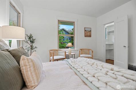 7559 14th Avenue NW Seattle WA 98117