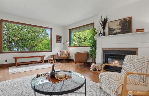 7559 14th Avenue NW Seattle WA 98117