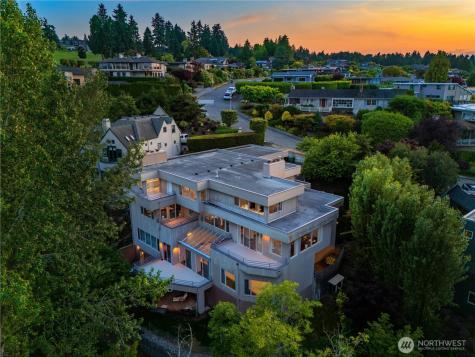8508 54th Avenue NE Seattle WA 98115