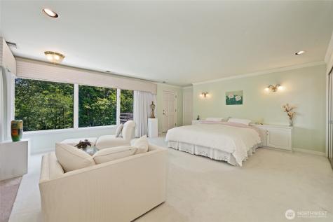 8508 54th Avenue NE Seattle WA 98115