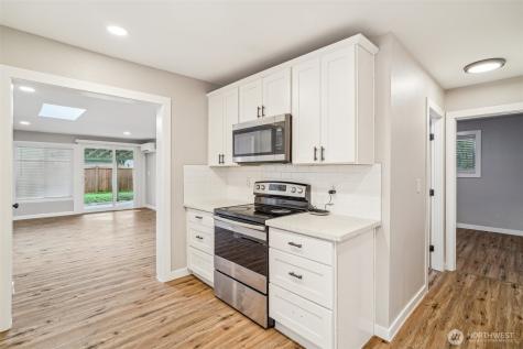 2406 100th Street SE Everett WA 98208