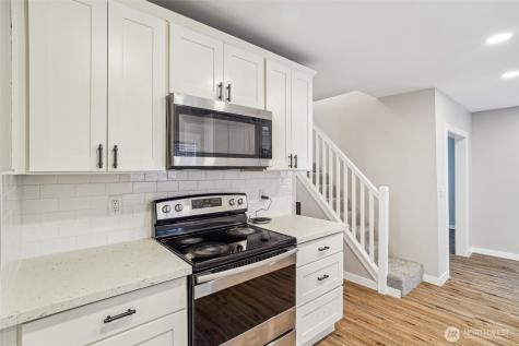 2406 100th Street SE Everett WA 98208