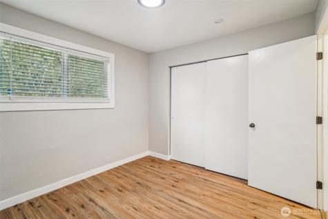 2406 100th Street SE Everett WA 98208