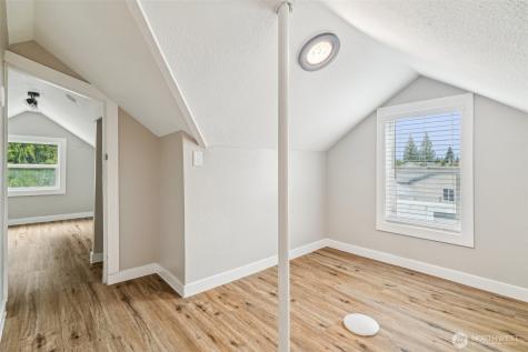 2406 100th Street SE Everett WA 98208