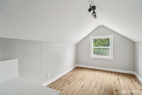 2406 100th Street SE Everett WA 98208