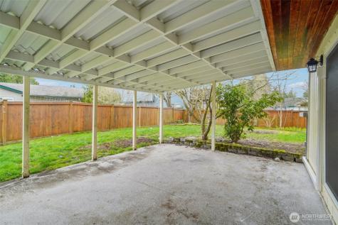 2406 100th Street SE Everett WA 98208