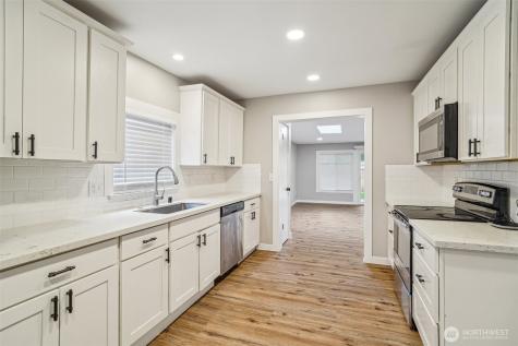 2406 100th Street SE Everett WA 98208