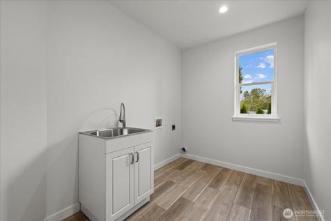 4955 Henley Street Blaine WA 98230