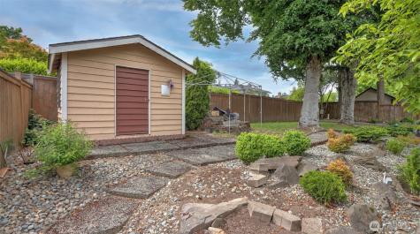 16003 132nd Place SE Renton WA 98058