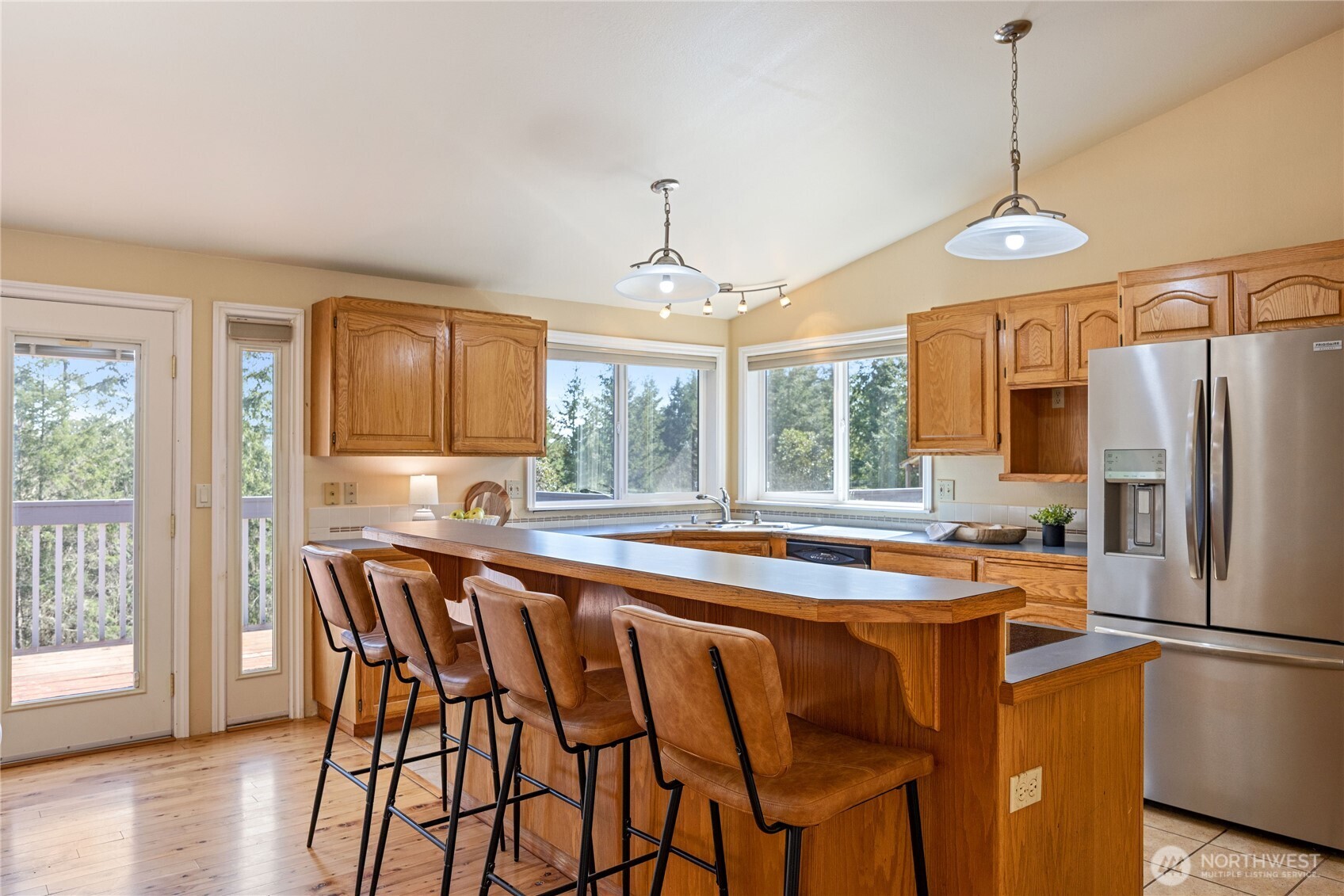 261 E Rainier Court Allyn WA 98524