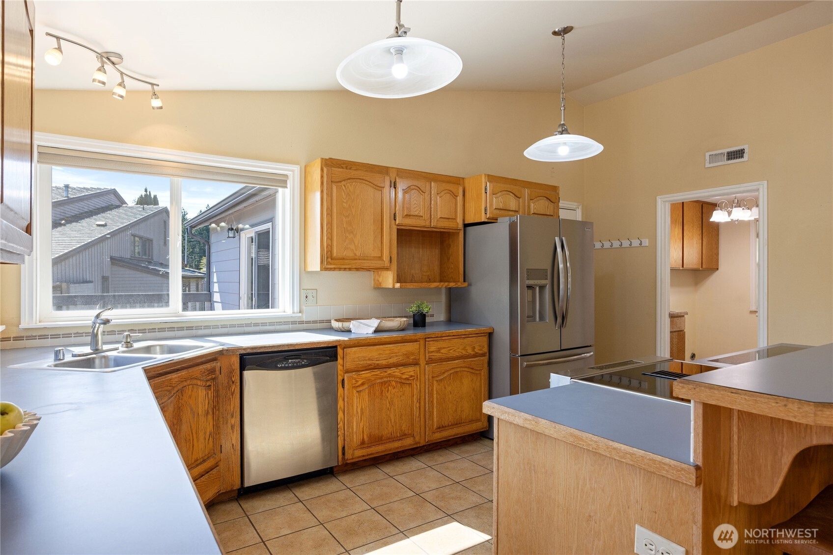 261 E Rainier Court Allyn WA 98524