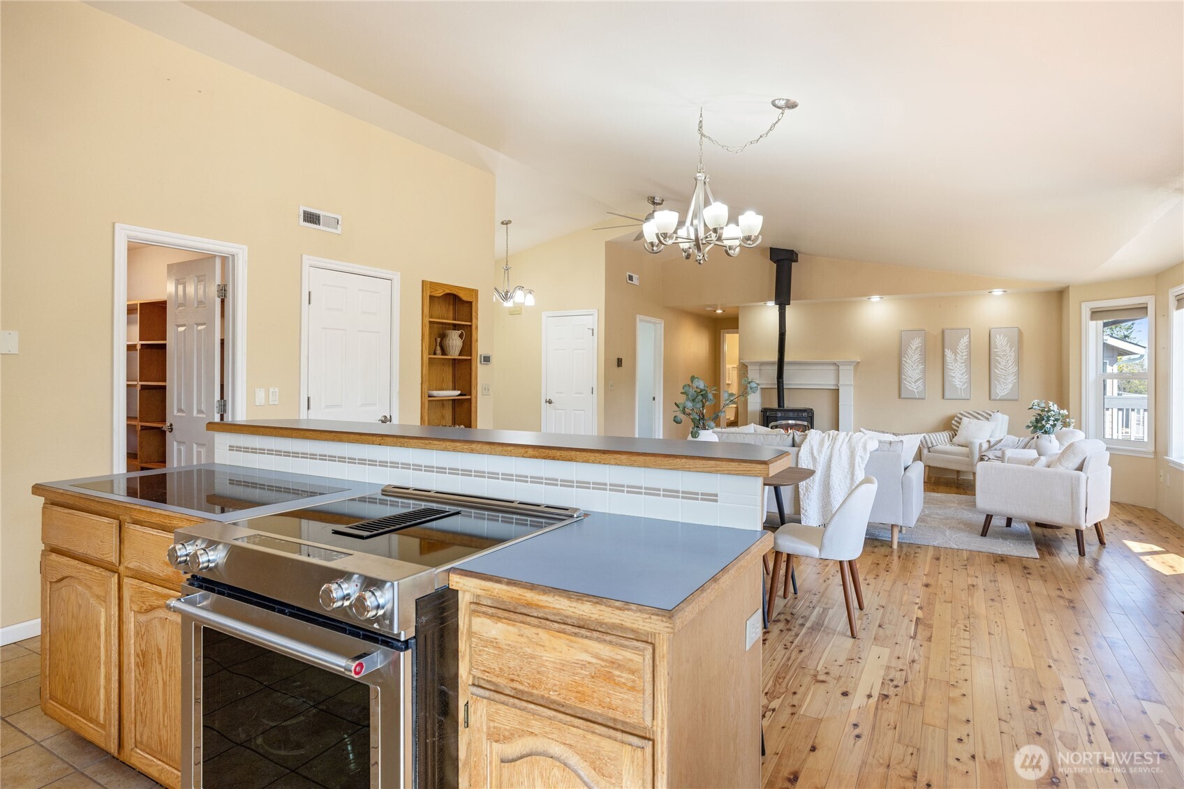 261 E Rainier Court Allyn WA 98524