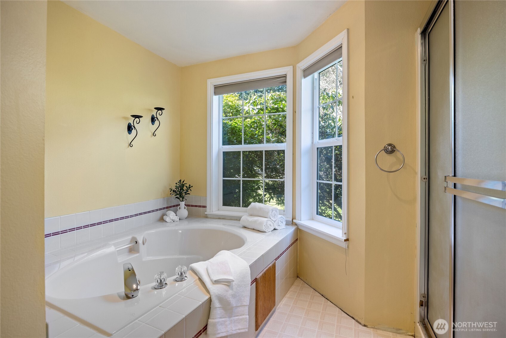 261 E Rainier Court Allyn WA 98524