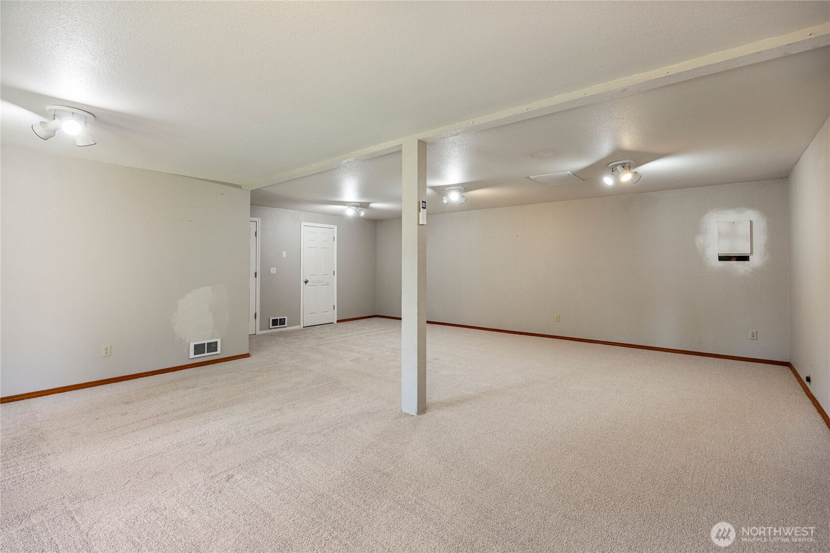 261 E Rainier Court Allyn WA 98524