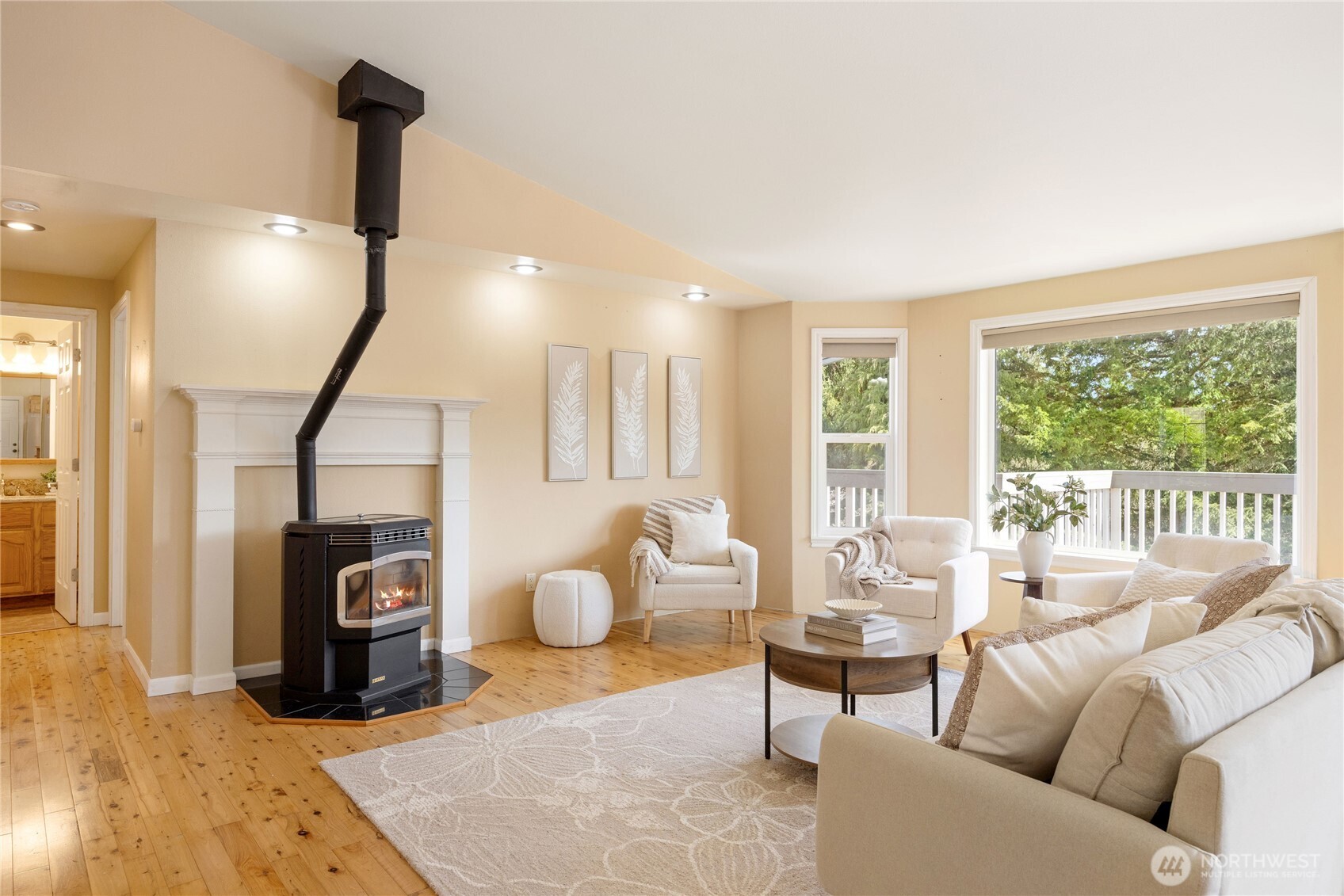 261 E Rainier Court Allyn WA 98524