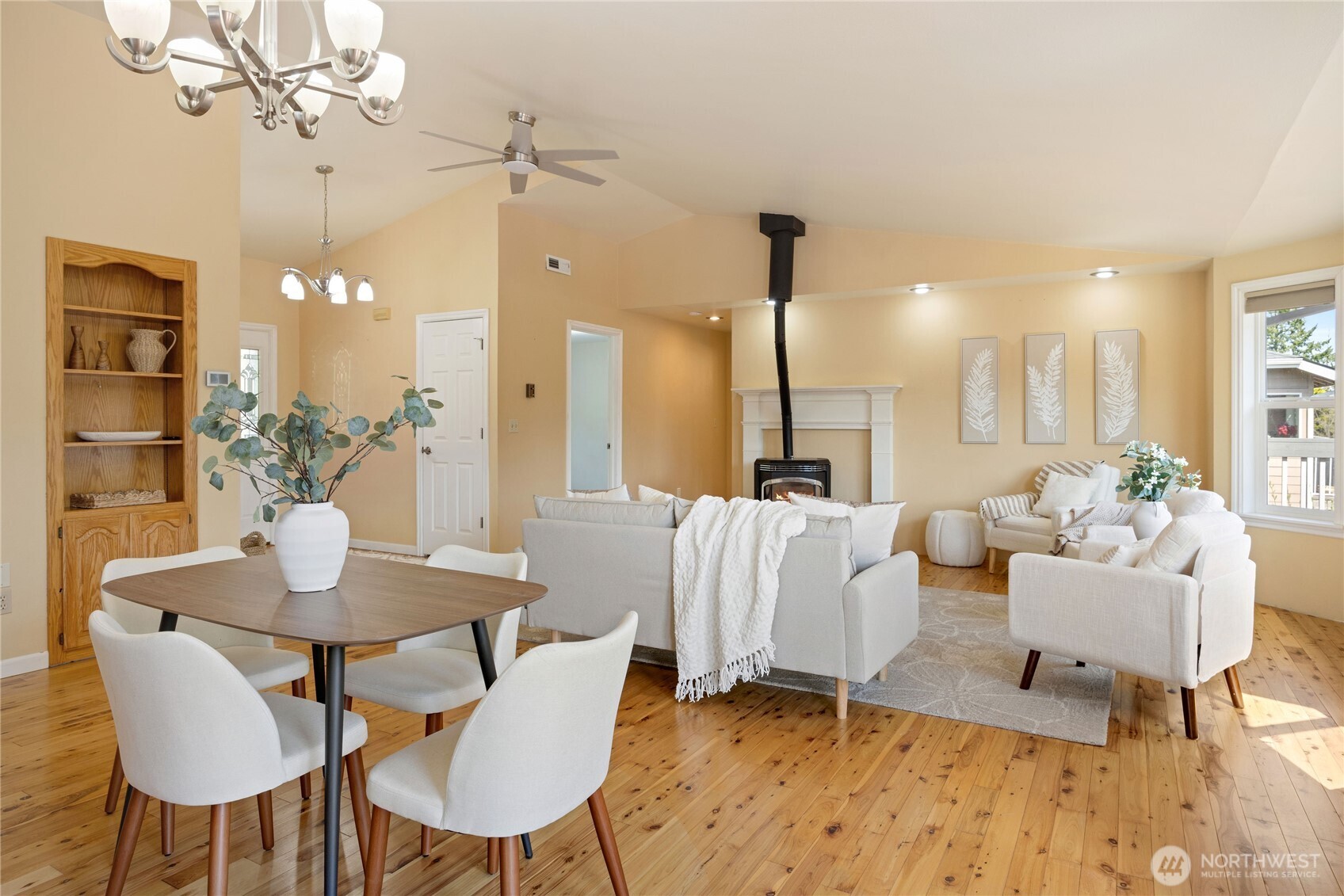 261 E Rainier Court Allyn WA 98524