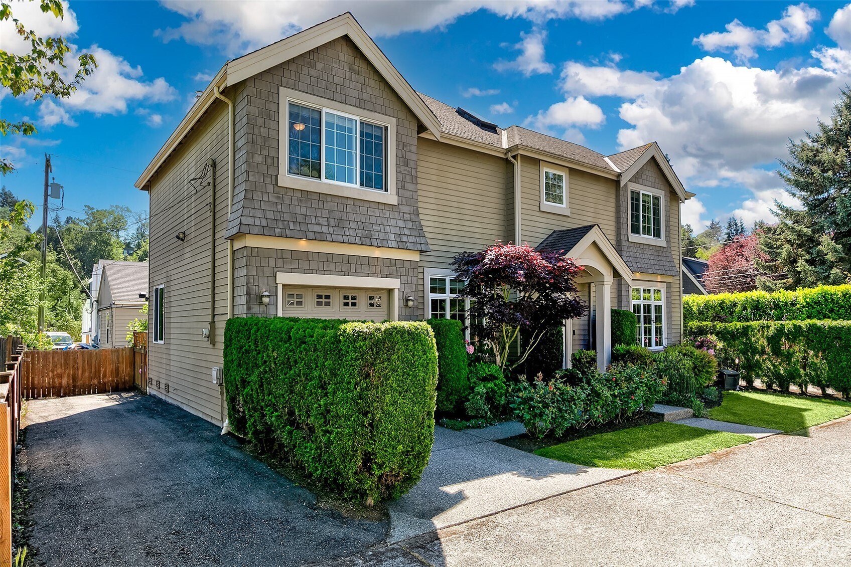 107 29th Avenue E Seattle WA 98112