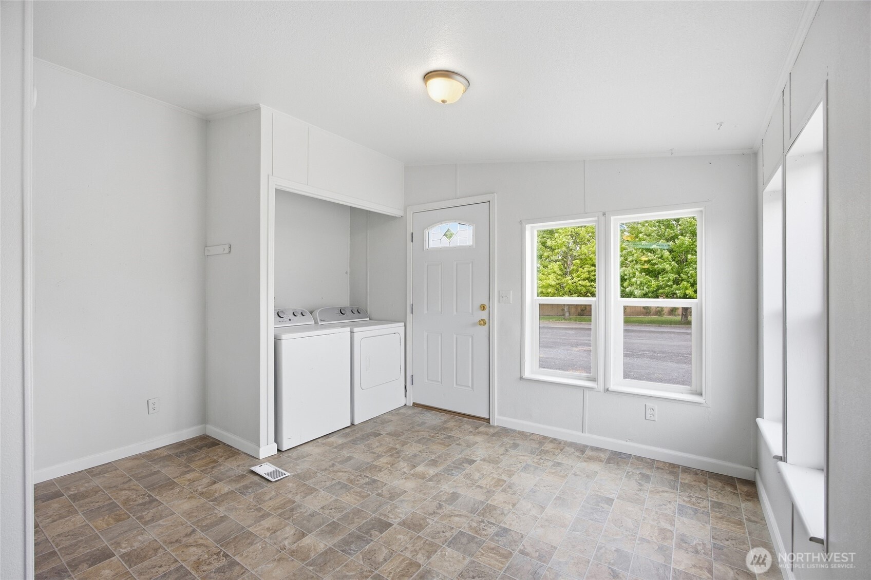1702 W Bemis Street Moses Lake WA 98837