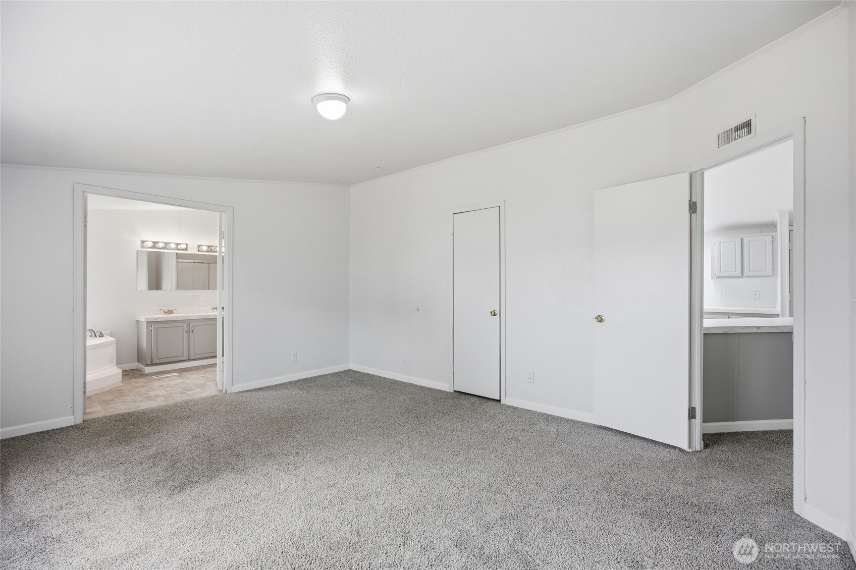 1702 W Bemis Street Moses Lake WA 98837