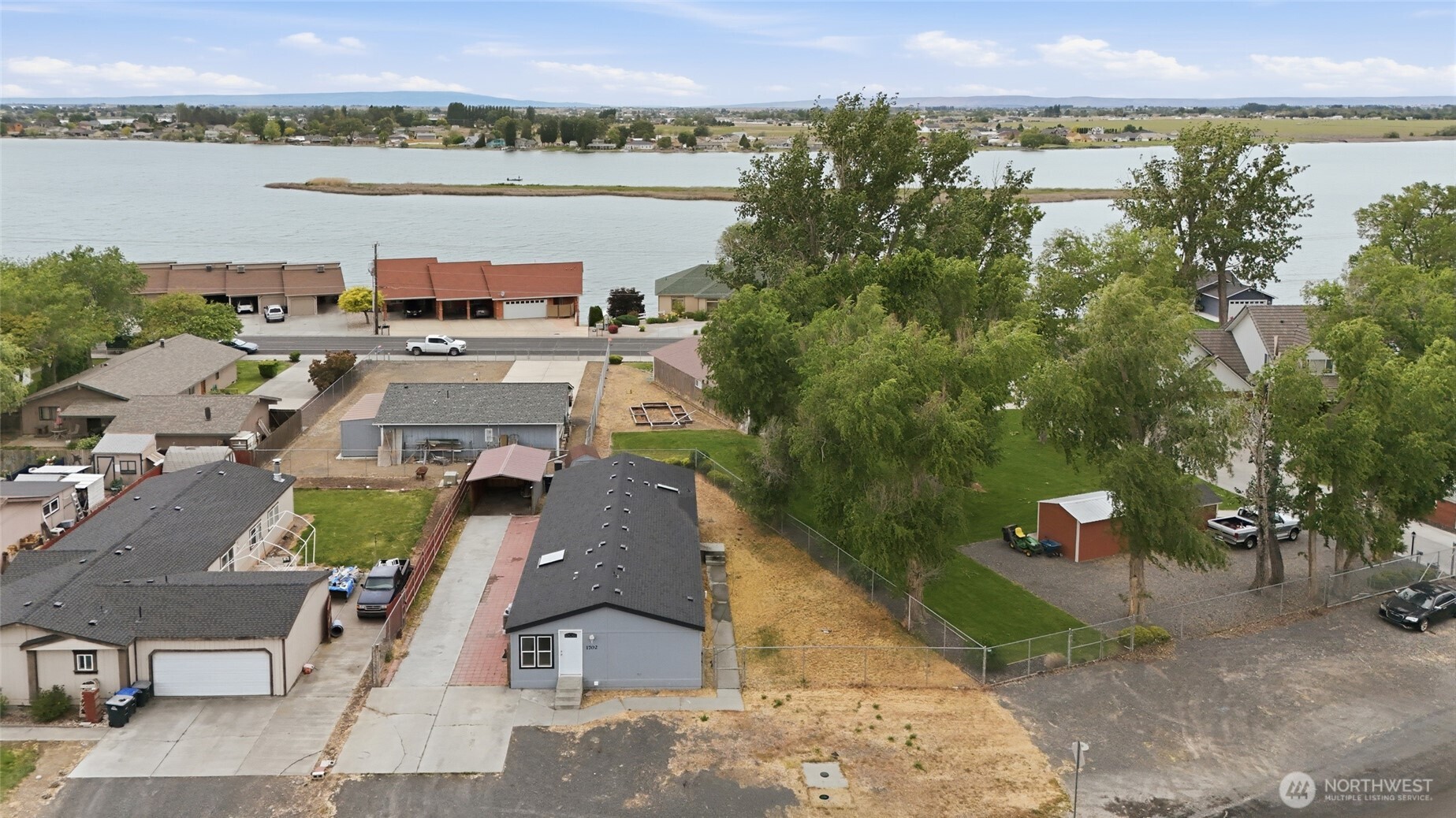 1702 W Bemis Street Moses Lake WA 98837