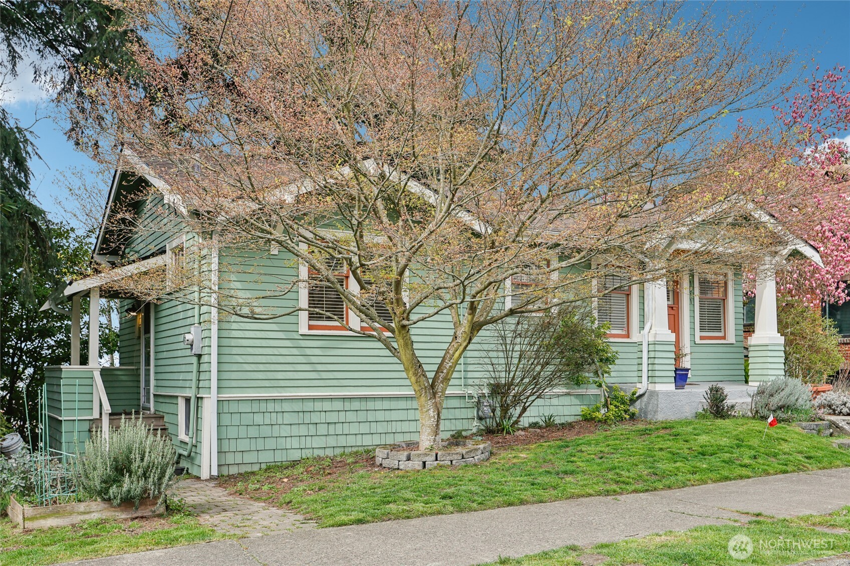 1911 12th Avenue S Seattle WA 98144