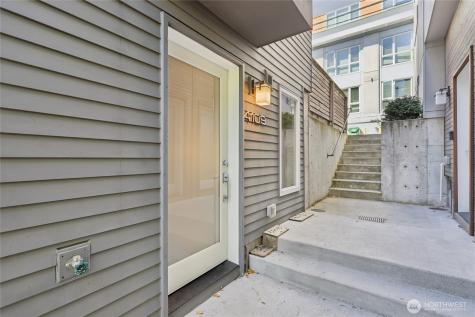 4109 SW Oregon Street Seattle WA 98116
