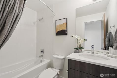 4109 SW Oregon Street Seattle WA 98116