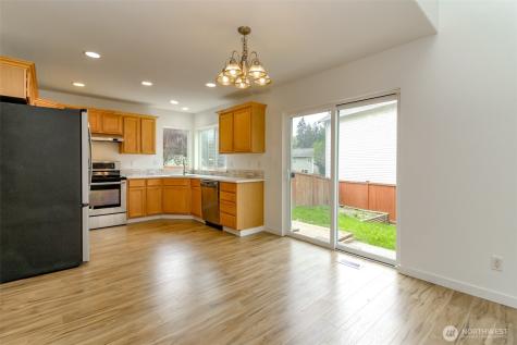 14810 68th Avenue E Puyallup WA 98375