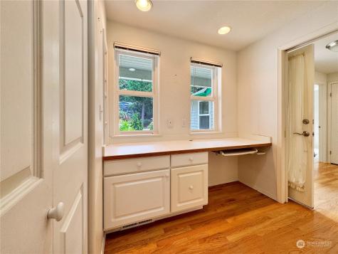 129 Ne Clearview Lane Bremerton WA 98310