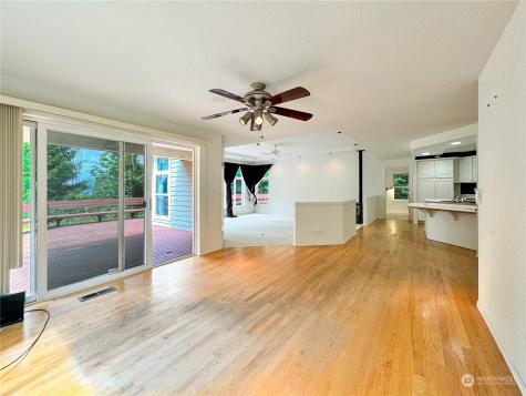 129 Ne Clearview Lane Bremerton WA 98310
