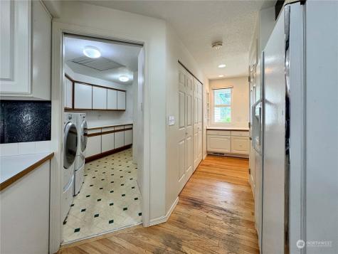 129 Ne Clearview Lane Bremerton WA 98310