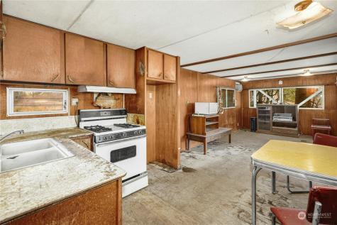 81 Middle Fork Lane Cle Elum WA 98922