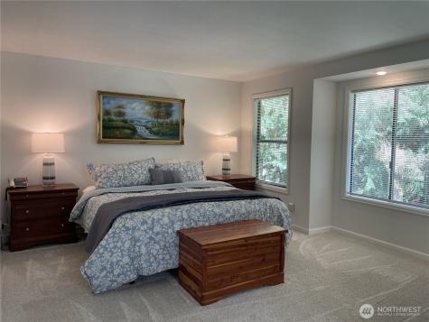 20714 NE 43rd Street Sammamish WA 98074