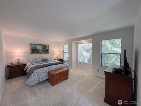 20714 NE 43rd Street Sammamish WA 98074