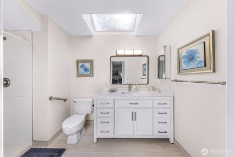 20714 NE 43rd Street Sammamish WA 98074