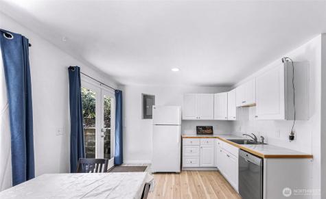 20714 NE 43rd Street Sammamish WA 98074
