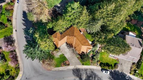 20714 NE 43rd Street Sammamish WA 98074