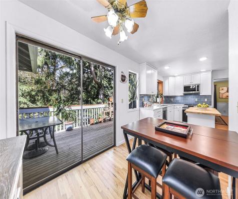 20714 NE 43rd Street Sammamish WA 98074