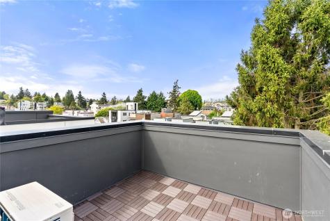 8863 Midvale Avenue N Seattle WA 98103