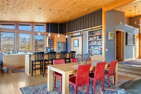 48 Thurlow Road Twisp WA 98856