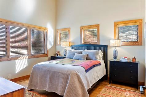 48 Thurlow Road Twisp WA 98856