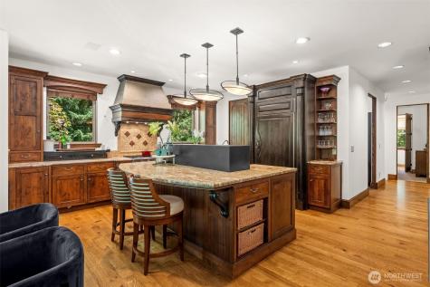 5618 Old Stump Drive NW Gig Harbor WA 98332
