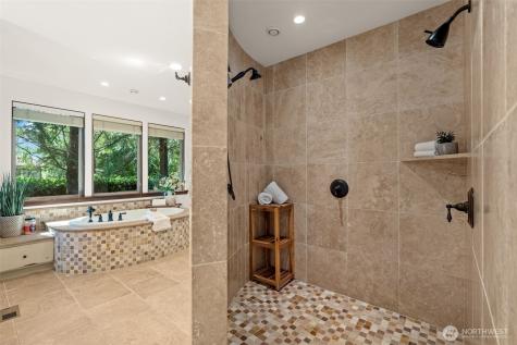 5618 Old Stump Drive NW Gig Harbor WA 98332